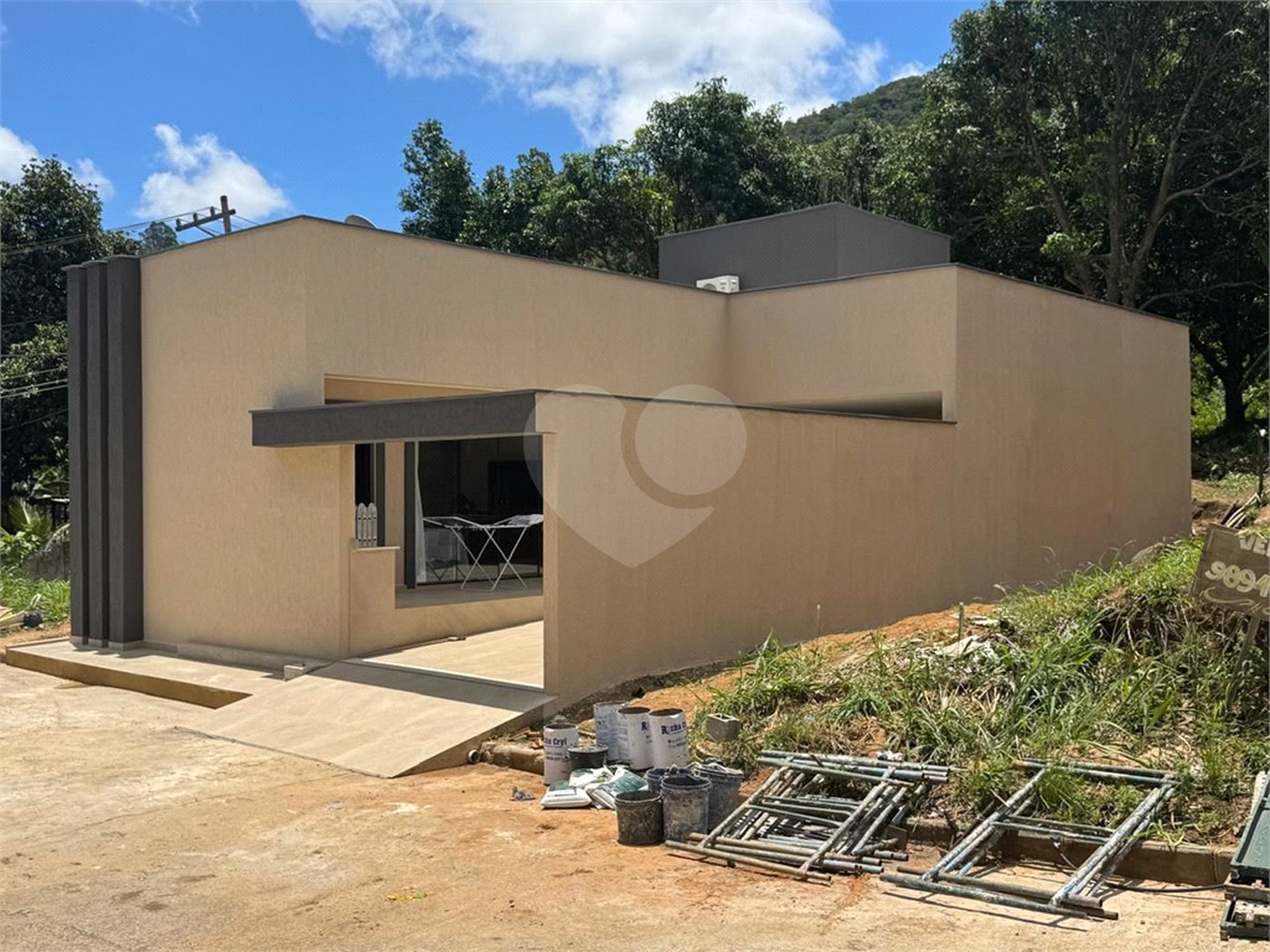 Duplex à venda com 2 quartos, sendo 1 suíte, em Campo Grande, Rio de Janeiro, RJ
