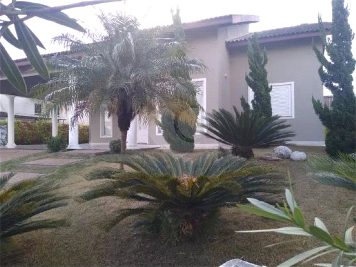 Casa à venda com 3 quartos, sendo 1 suíte, no condomínio Palmeiras Imperiais, Salto - SP