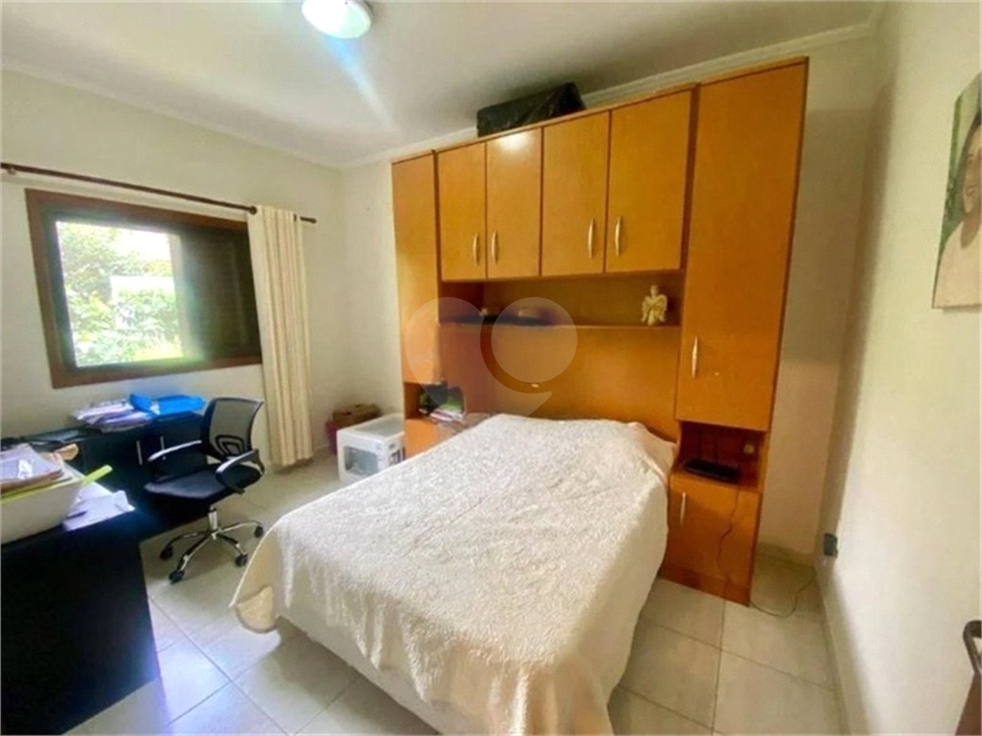 Casa à venda com 3 quartos, sendo 1 suíte, no condomínio Recanto dos Paturis, Vinhedo - SP
