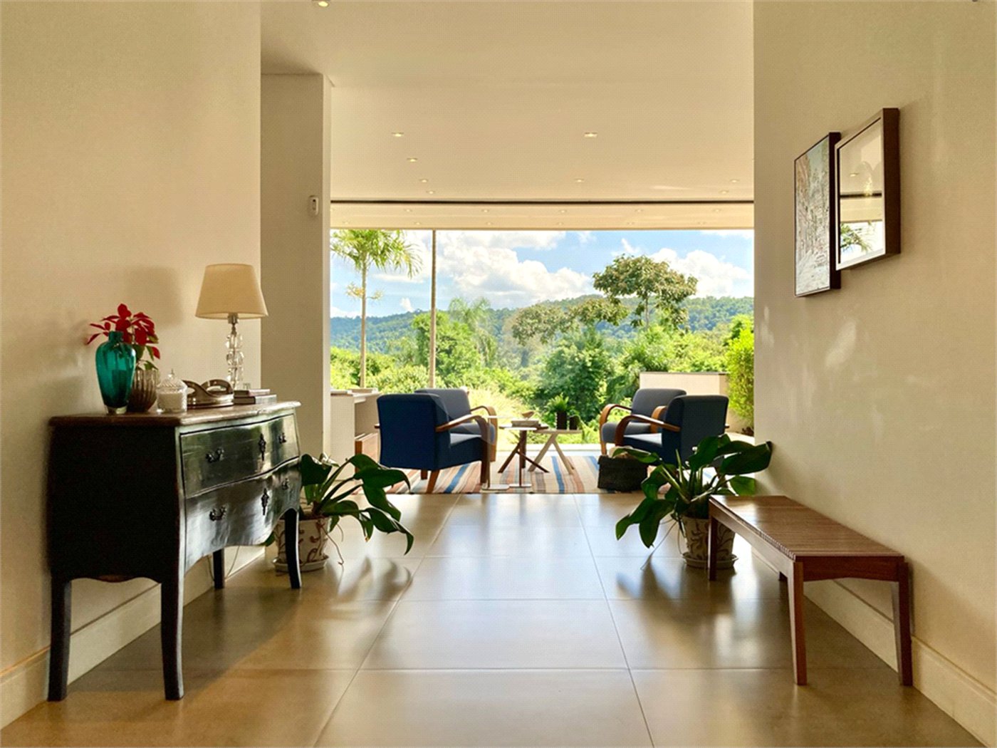 Casa à venda com 5 suítes em Glebas, Louveira, SP