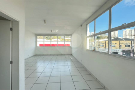 Prédio para alugar no Centro, Poá, SP