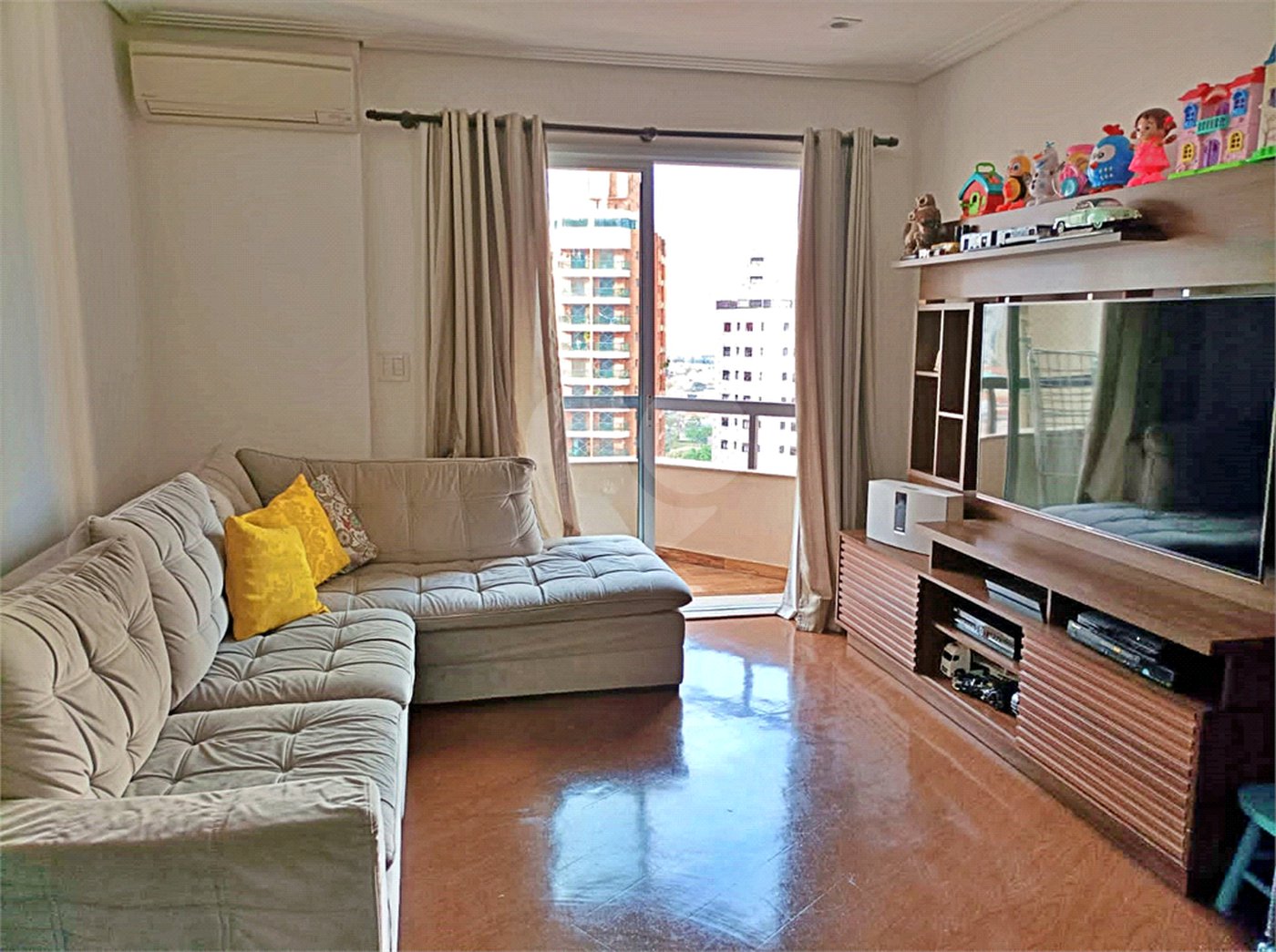 Apartamento à venda com 2 quartos, sendo 1 suíte, em Vila Mariana, São Paulo, SP