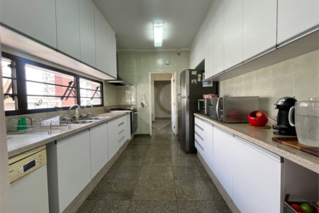 Apartamento à venda com 4 quartos, sendo 3 suítes, em Santana, São Paulo, SP