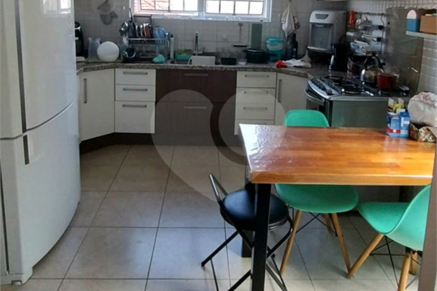 Casa à venda com 4 quartos, sendo 1 suíte, em Santana, São Paulo, SP