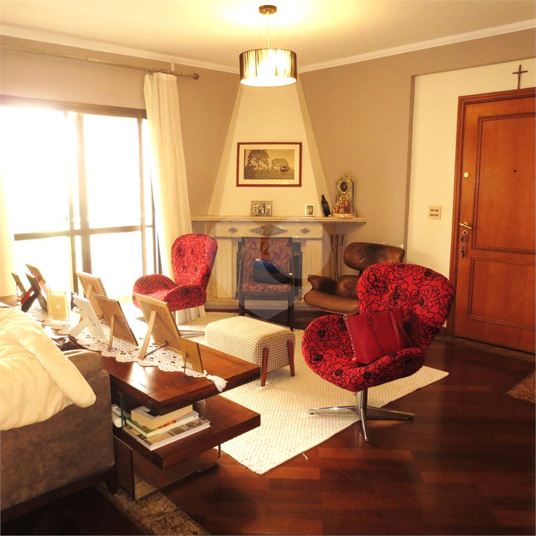 Apartamento à venda com 4 quartos, sendo 2 suítes, em Jardim Vila Mariana, São Paulo, SP