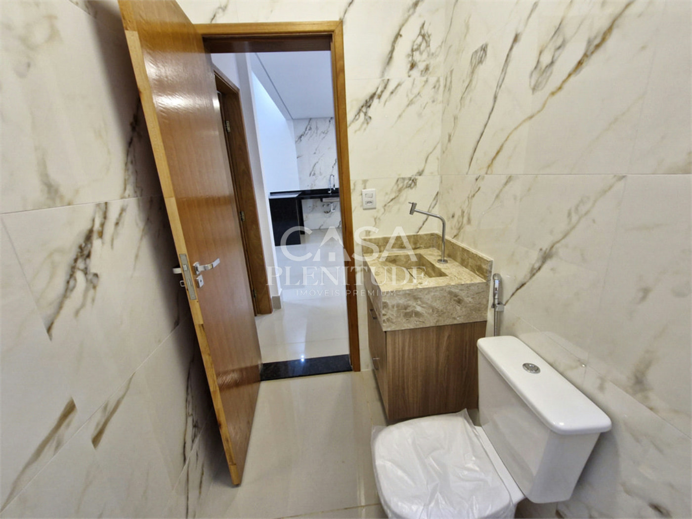 Casa em condomínio à venda com 3 quartos, sendo 1 suíte, em Cajuru do Sul, Sorocaba, SP