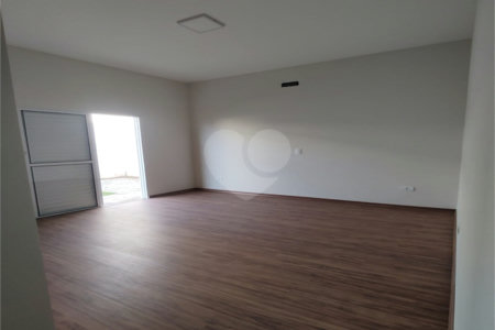 Casa à venda com 3 quartos, sendo 1 suíte,  no condomínio Atibaia Park 1, Atibaia - SP