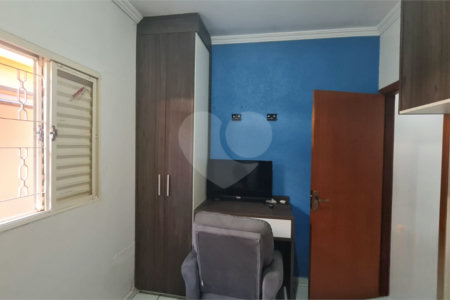 Casa à venda com 3 quartos, sendo 1 suíte, em Vila Carolina, Itapetininga, SP