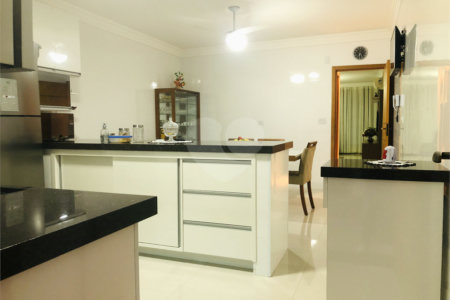 Sobrado à venda com 3 quartos, sendo 1 suíte, em Santana, São Paulo, SP