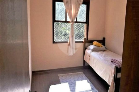 Casa à venda com 4 quartos, sendo 2 suítes,  em Jardim Olympia, São Paulo, SP