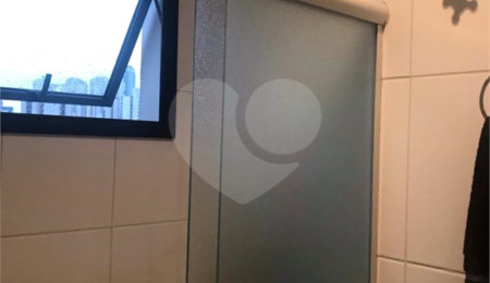 Apartamento à venda com 3 suítes em Vila Regente Feijó, São Paulo, SP
