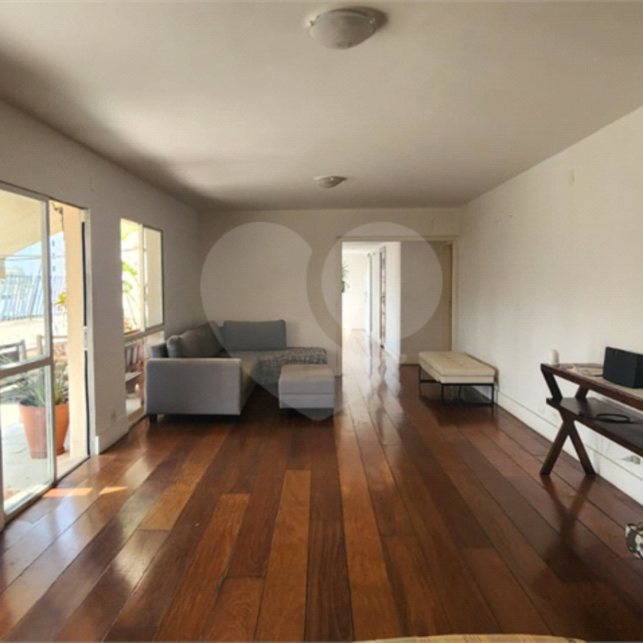 Cobertura 380m² - 4 quartos - Vila Nova Conceição em Frente a Praça Pereira Coutinho