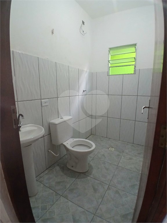 Casa à venda com 2 quartos em Jardim das Palmeiras, Atibaia, SP