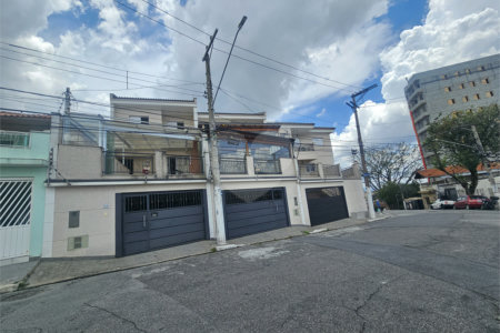 Sobrado à venda com 3 quartos, sendo 1 suíte,  em Vila Nivi, São Paulo, SP