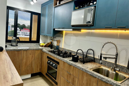 Apartamento à venda com 2 quartos, sendo 1 suíte,  no Centro, Mogi das Cruzes, SP