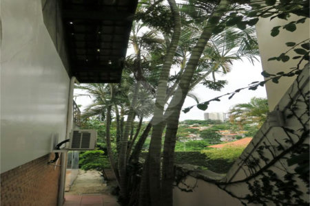 Casa à venda com 4 quartos, sendo 2 suítes, em Jardim Leonor, São Paulo, SP