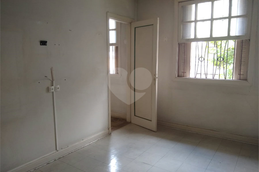 Sobrado à venda com 3 quartos em Chácara Santo Antônio, São Paulo, SP