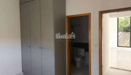Casa à venda com 4 suítes no condomínio Shambala 2, Atibaia - SP