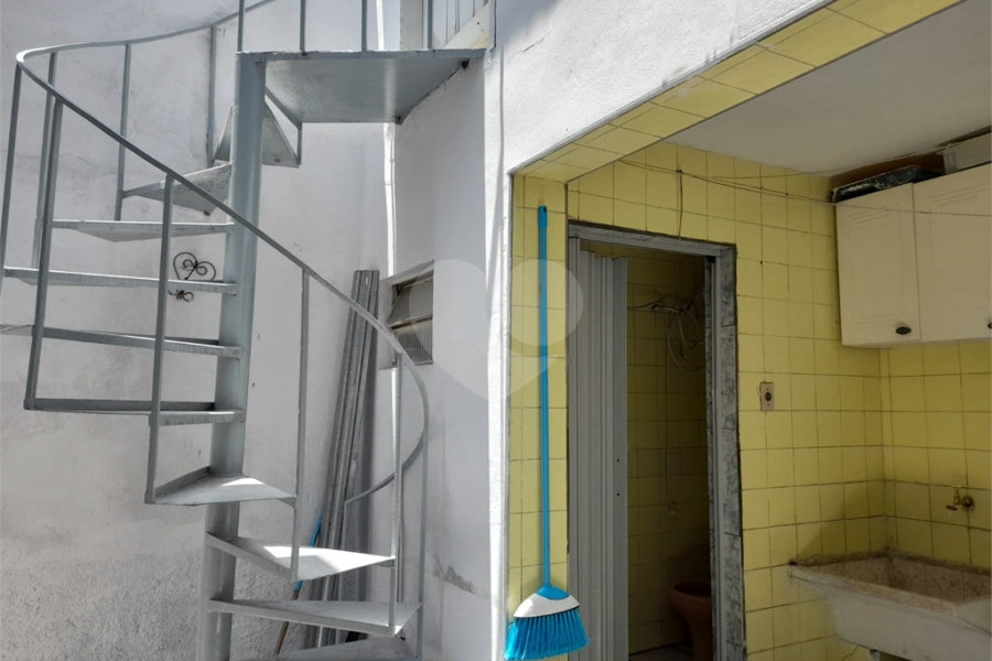 Sobrado à venda com 3 quartos em Água Fria, São Paulo, SP