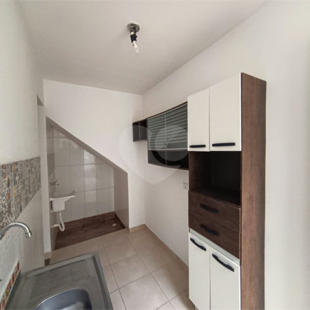 Casa para alugar com 1 quarto no condomínio Cond R Claudio Rodrigues Lopes, São Paulo - SP