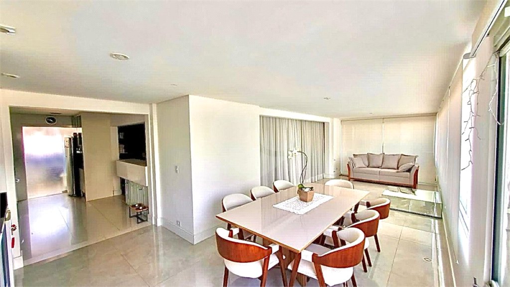 Apartamento à venda com 3 suítes em Vila Romana, São Paulo, SP