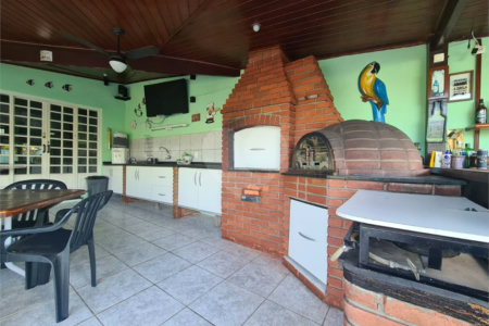 Casa à venda com 3 suítes em Jardim Simus, Sorocaba, SP