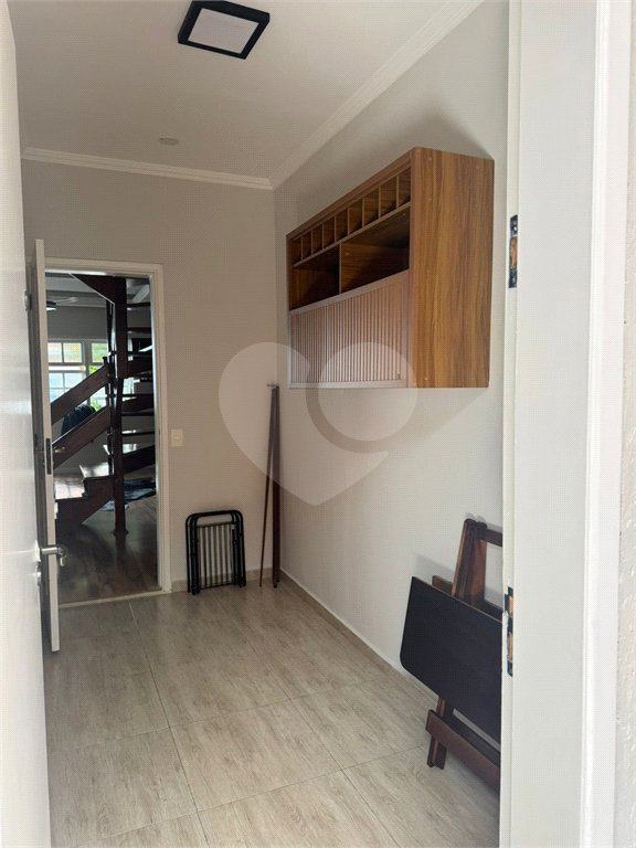 Casa à venda com 3 quartos, sendo 1 suíte, no condomínio Vilage Palmas, São Paulo - SP