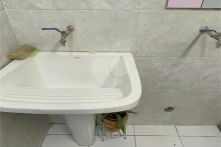Loja à venda ou para alugar com 9 quartos, sendo 5 suítes, em Pinheiros, São Paulo, SP
