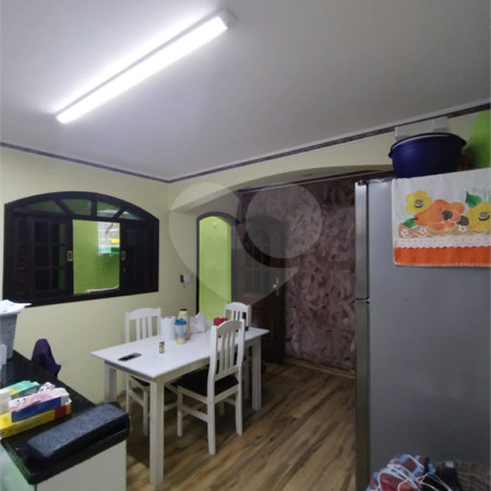Casa à venda com 3 quartos, sendo 1 suíte,  em Vila Nova Cintra, Mogi das Cruzes, SP