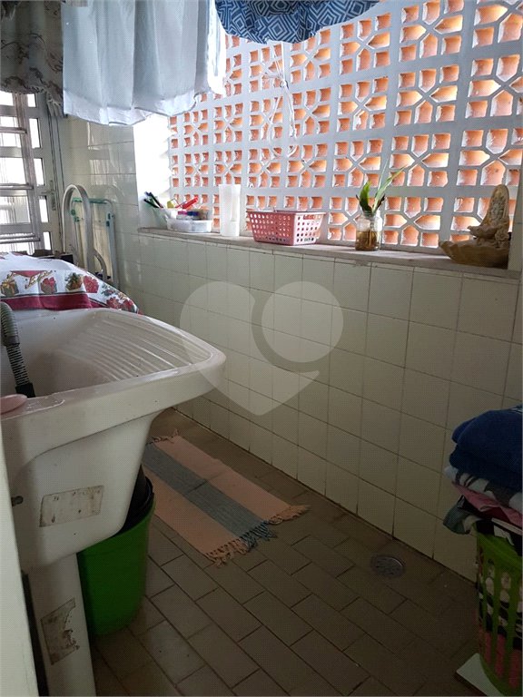 Casa à venda com 4 quartos, sendo 2 suítes, no condomínio Ibiratiba, São Paulo - SP