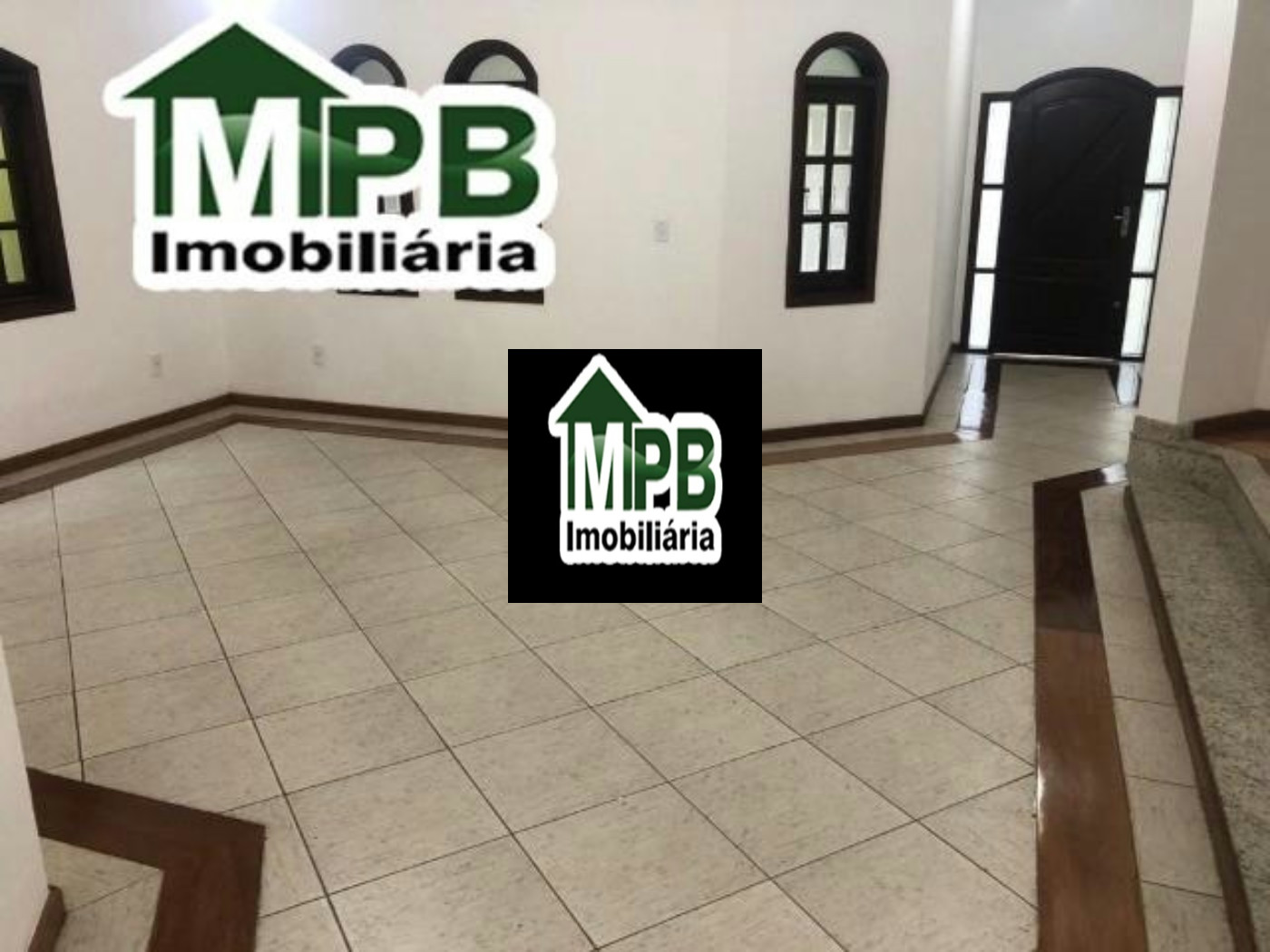 Sobrado à venda com 4 quartos, sendo 2 suítes, em Jardim Pagliato, Sorocaba, SP