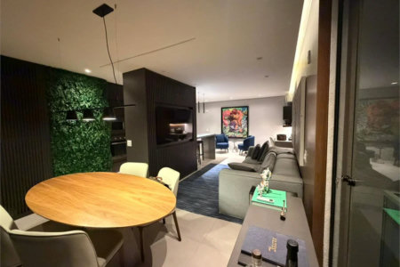 Apartamento à venda com 4 quartos, sendo 1 suíte,  em Cerqueira César, São Paulo, SP
