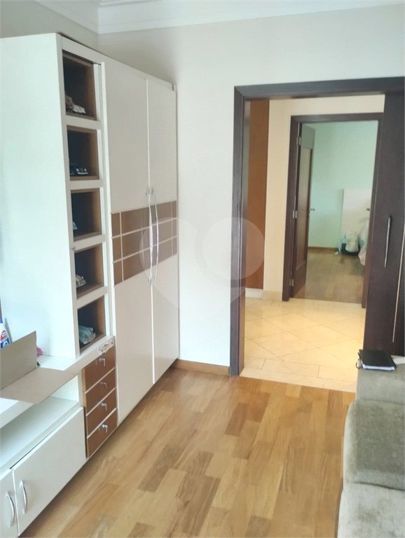 Casa à venda com 5 quartos, sendo 4 suítes, no condomínio Santa Teresa, Jundiaí - SP