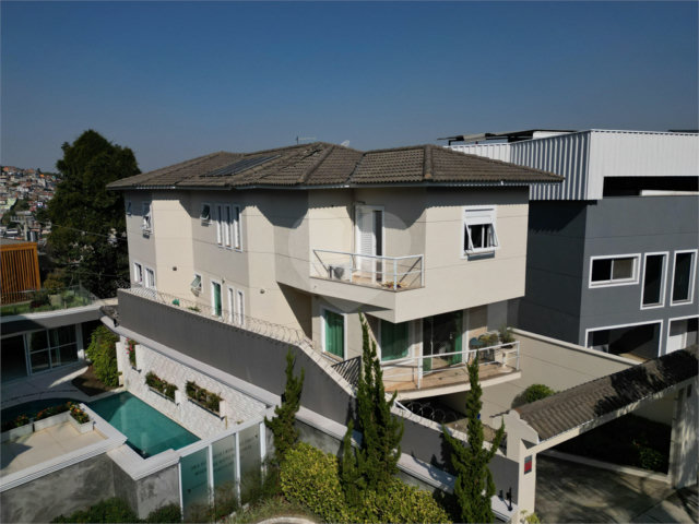 Casa à venda com 4 suítes no condomínio Residencial Cantareira, São Paulo - SP