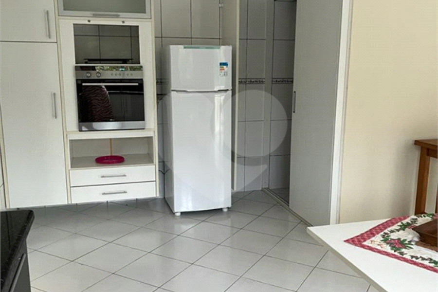 Casa à venda com 4 quartos, sendo 1 suíte, no condomínio Estancia da Serra / Residencial Nova Mairipora, Mairiporã - SP