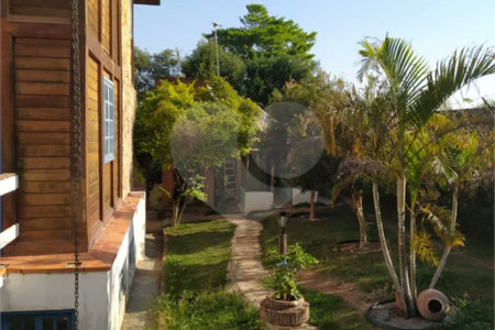 Casa à venda com 7 quartos, sendo 3 suítes, em Fazenda Marajoara, Campo Limpo Paulista, SP