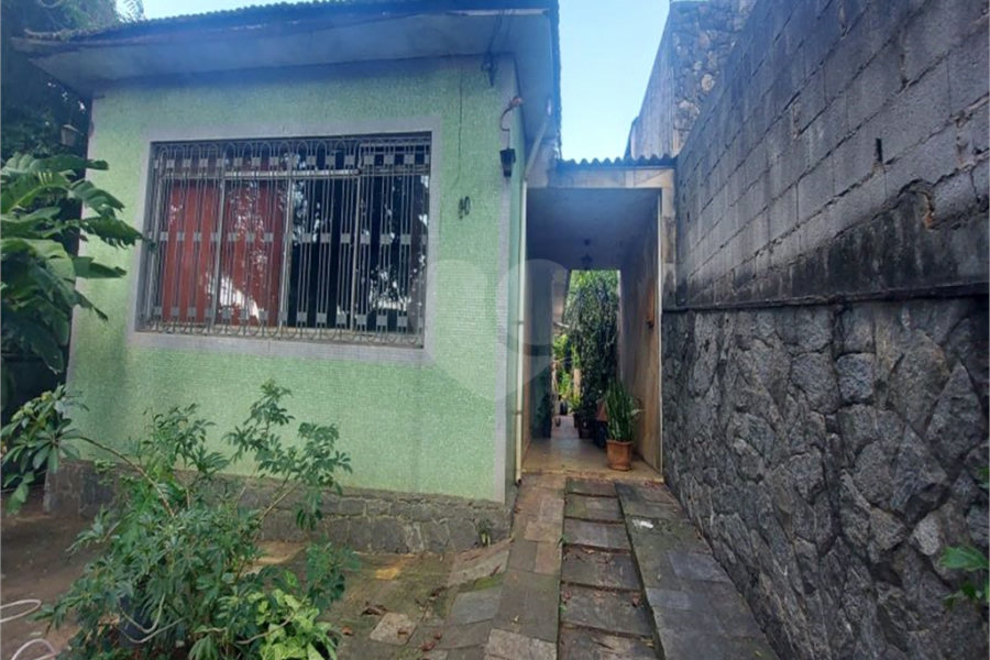 Casa Térrea à venda com 3 quartos, sendo 1 suíte, em Jardim Floresta, São Paulo, SP