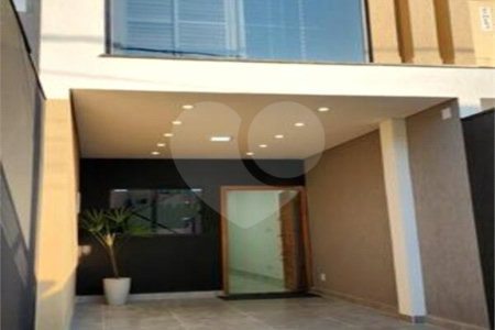 Casa à venda com 1 quarto, sendo 2 suítes, no condomínio Residencial Oliveira, São Paulo - SP