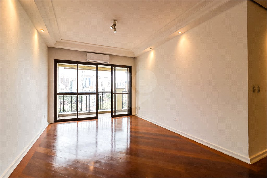 Apartamento à venda com 4 quartos, sendo 3 suítes, em Brooklin Paulista, São Paulo, SP