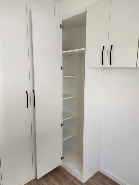 Apartamento à venda com 2 quartos, sendo 1 suíte,  em Jardim das Acácias, São Paulo, SP