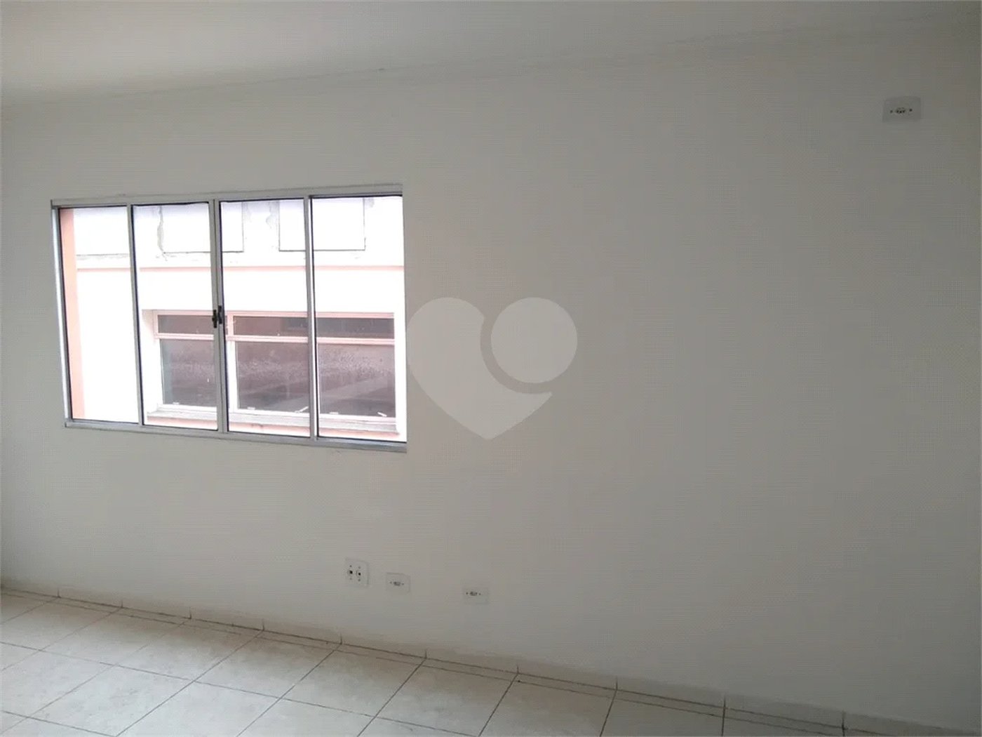 Sala Comercial com 28m² na Vila Santa Catarina!!!