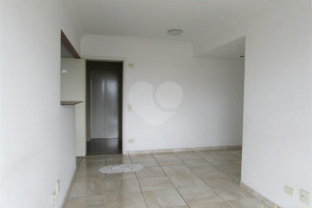 Apartamento à venda com 2 quartos em Vila Cruz das Almas, São Paulo, SP