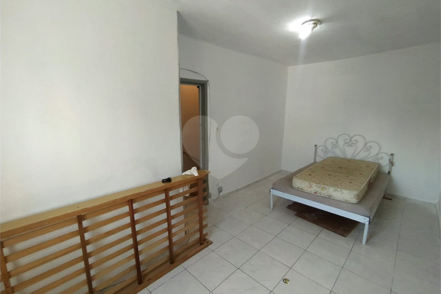 Sobrado à venda com 3 quartos em Vila Santa Clara, São Paulo, SP