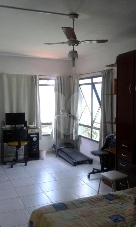 Sobrado à venda com 5 quartos em Jardim Mairiporã, Mairiporã, SP