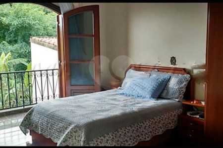 Casa à venda com 3 quartos, sendo 1 suíte,  em Jardim Franca, São Paulo, SP