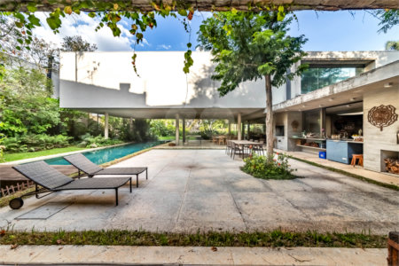 Sobrado à venda com 3 suítes em Cidade Jardim, São Paulo, SP