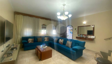 Casa à venda com 3 quartos, sendo 1 suíte, em Jardim Rosa de Franca, Guarulhos, SP