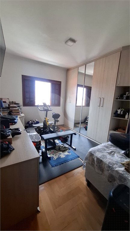 Sobrado à venda com 3 quartos, sendo 1 suíte, em Vila Constança, São Paulo, SP