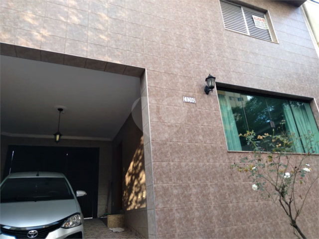 Sobrado à venda com 4 quartos, sendo 1 suíte,  em Santana, São Paulo, SP