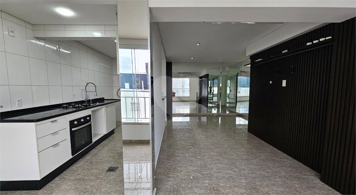 Apartamento à venda com 3 quartos, sendo 1 suíte, em Parque Campolim, Sorocaba, SP
